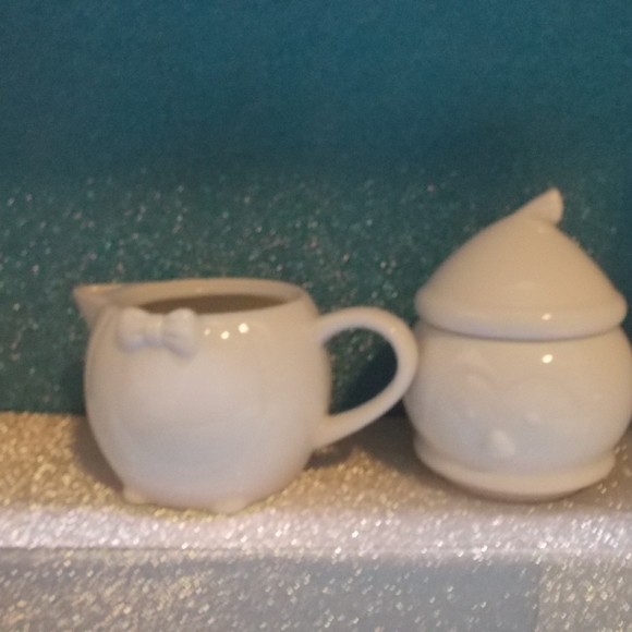 Pottery Barn Cream and Sugar - Picture 2 of 3